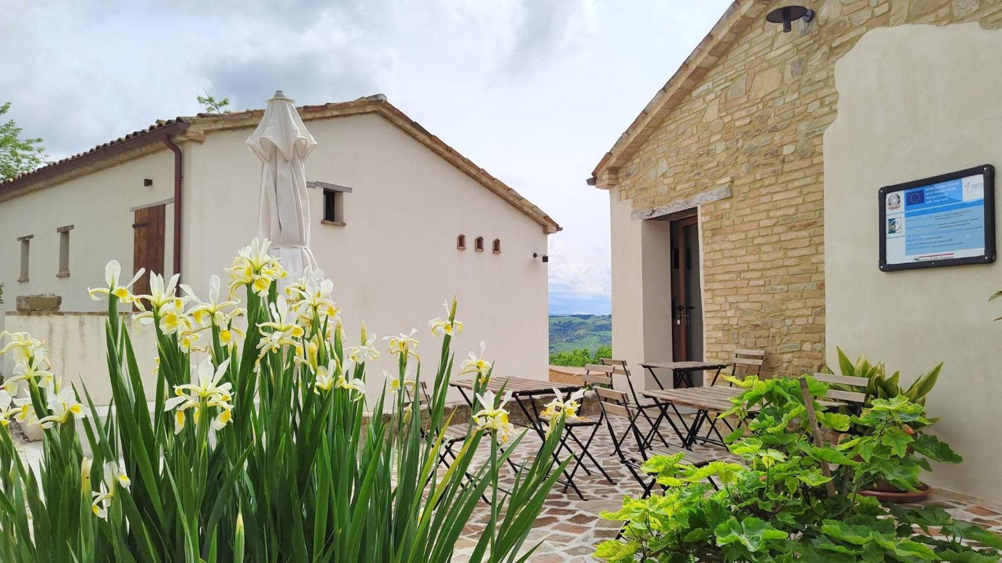 Borgo Calbianco - Private House With Pool & Airco Villa Cerreto Castello Eksteriør bilde